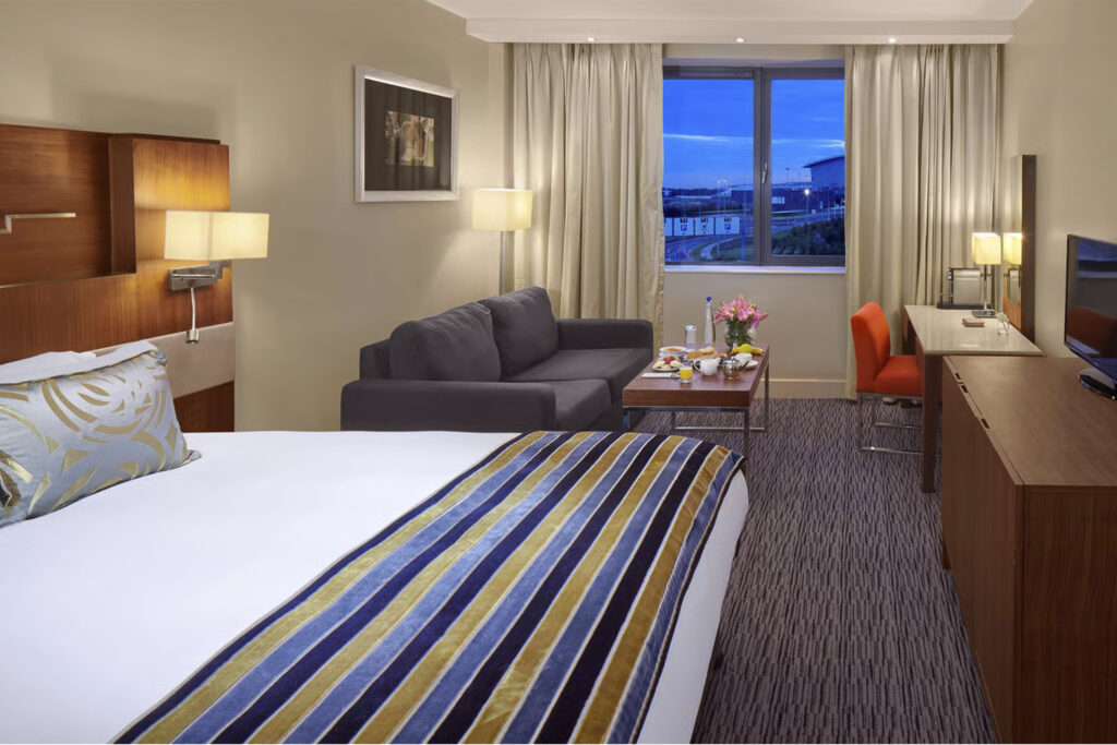 Radisson Blu Dublin guestroom